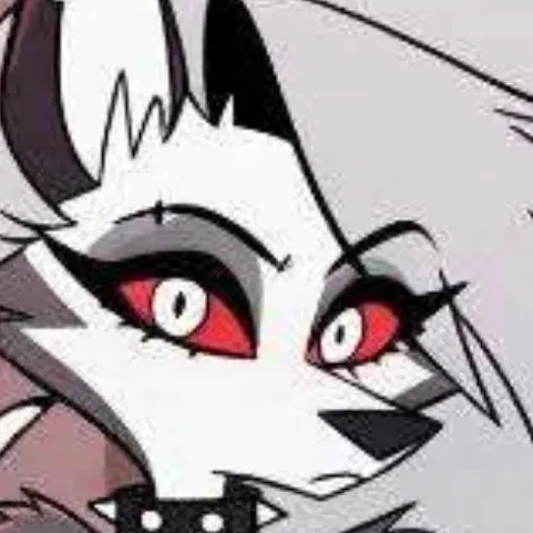 chat with ai character: Loona