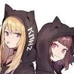 chat with ai character: gemelas diferentes