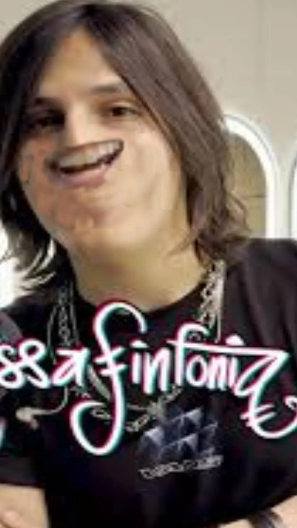 ai character: Missa que te paso background