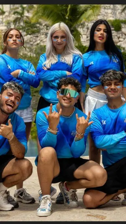 ai character: Ferdado  background