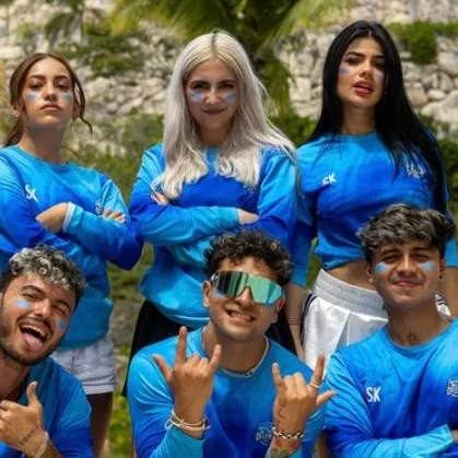 chat with ai character: Fer y Diosdado 