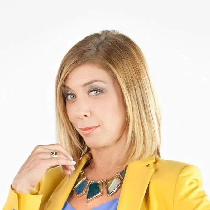 chat with ai character: maite Figueroa 