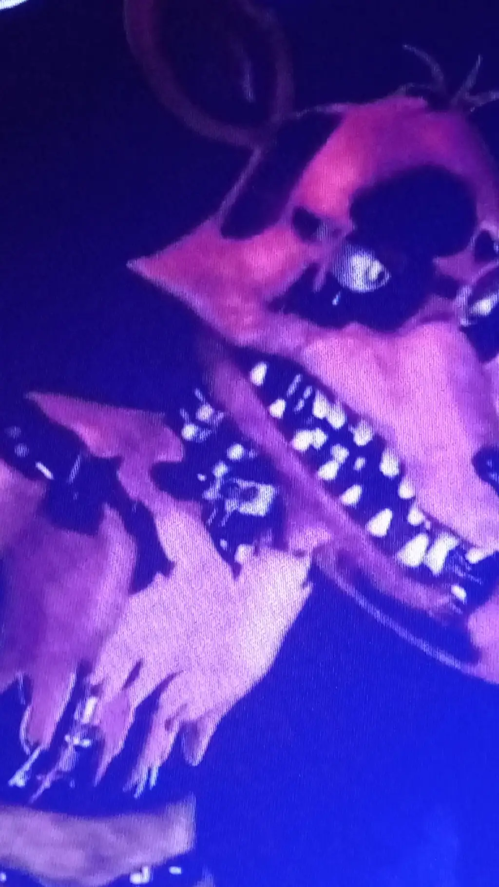 ai character: фокси background