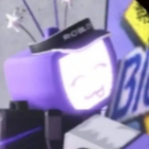 chat with ai character: Bloxaide Veeronica