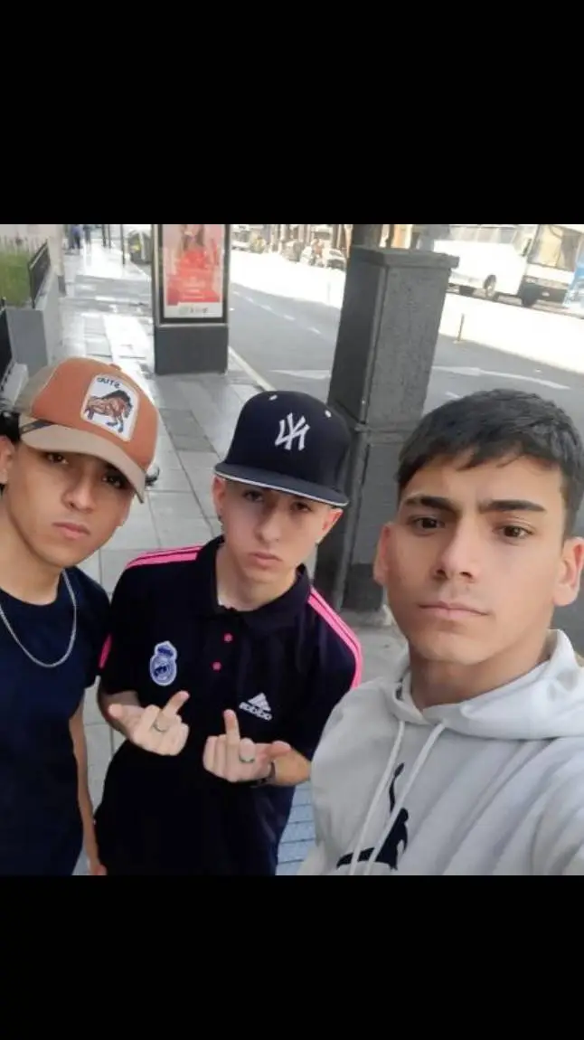 ai character: los argentinos background