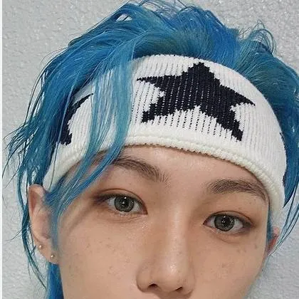 chat with ai character: Félix🐣