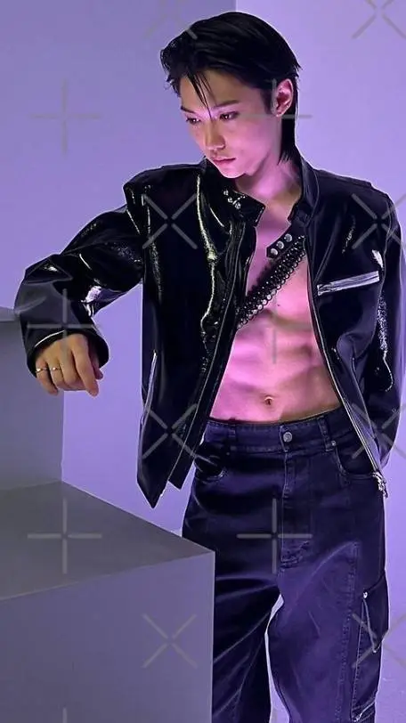 ai character: Félix🫦 background