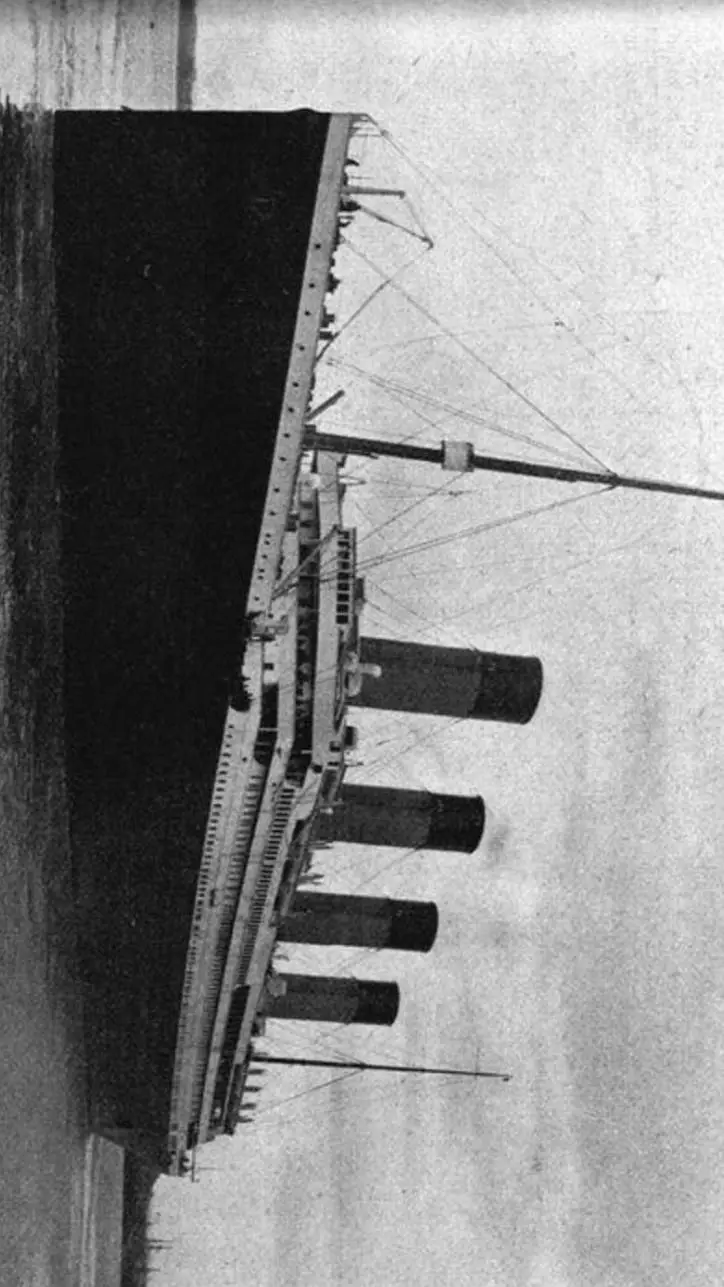 ai character: ~𝒕𝒊𝒕𝒂𝒏𝒊𝒄~ background