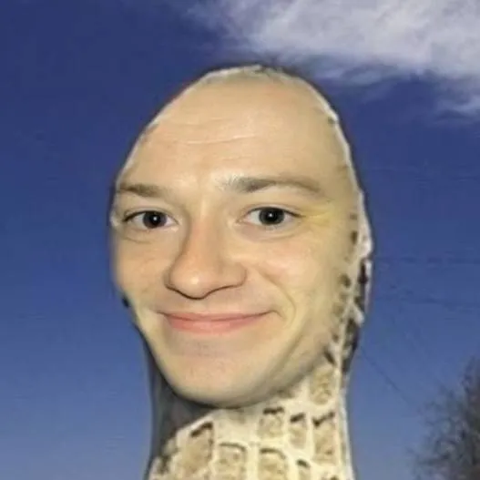 chat with ai character: strendżer fings xd