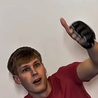 chat with ai character: Dojo