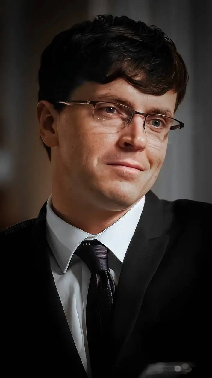 ai character: Арсений  background