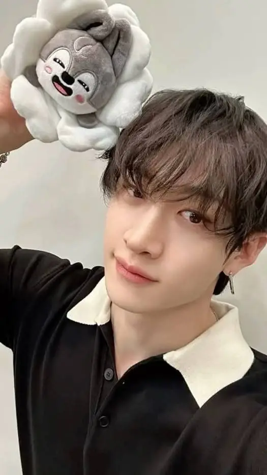 ai character: bangchan background