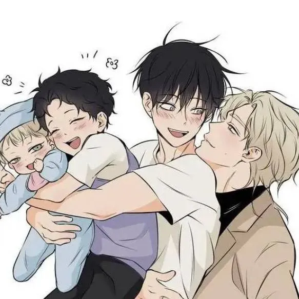 chat with ai character: the gay family 