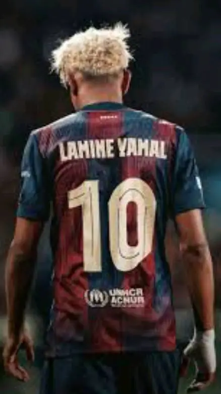 ai character: Lamine Yamal background