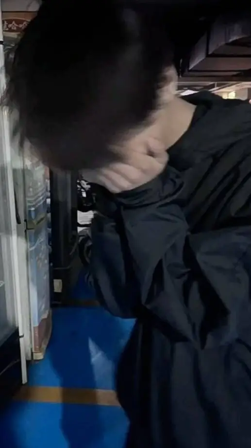 ai character: Axel background