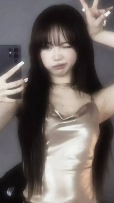 ai character: lia background