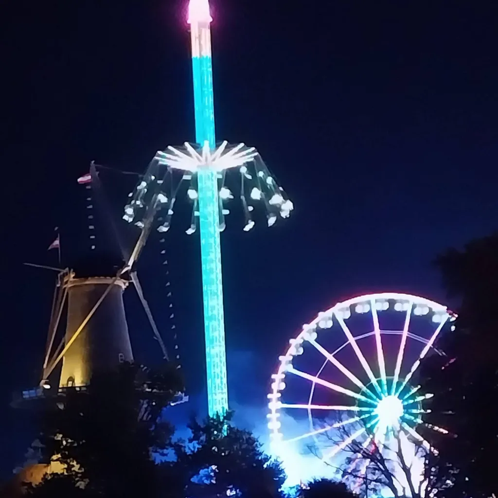 chat with ai character: Amusement Park 