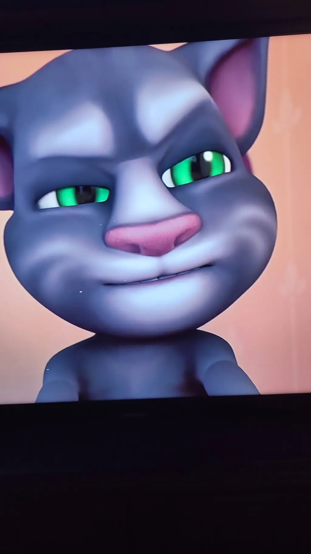 ai character: talking tom  background