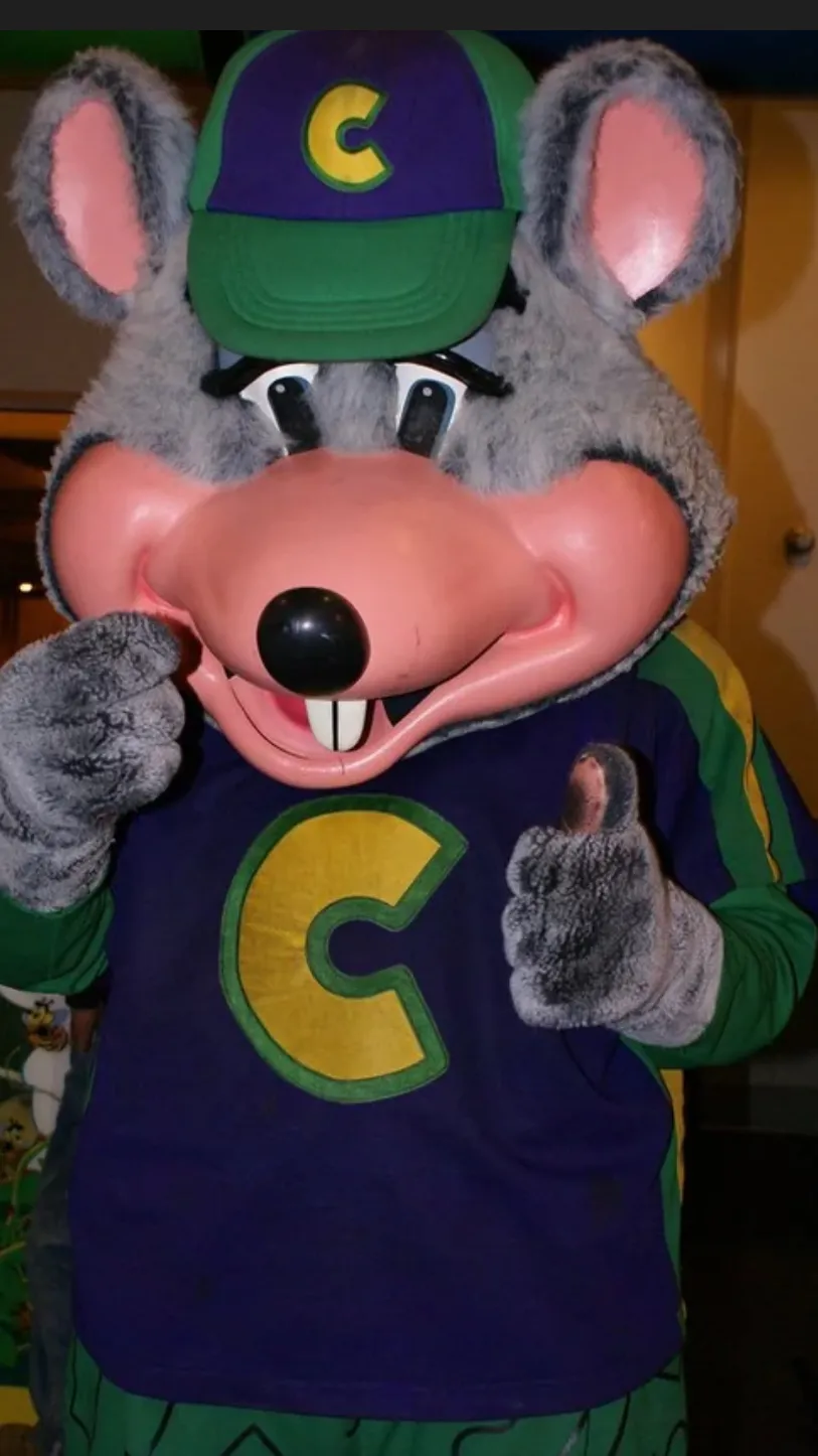 Talkie AI - Chat with Chuck E. Cheese ￼