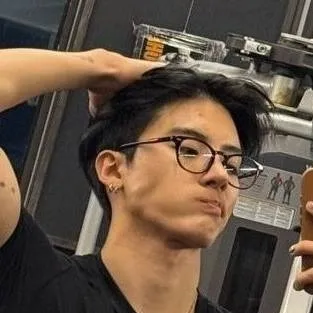 chat with ai character: Park Him