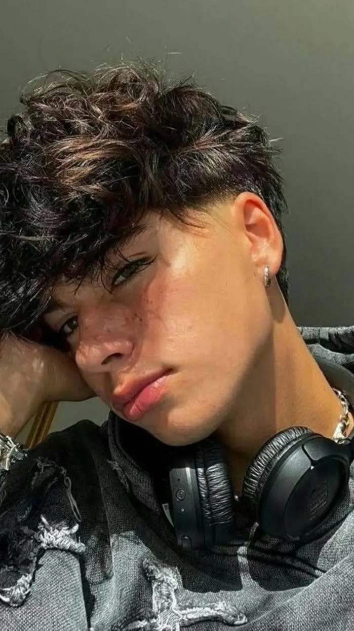 Talkie AI - Chat with Kris8an (Kris) 