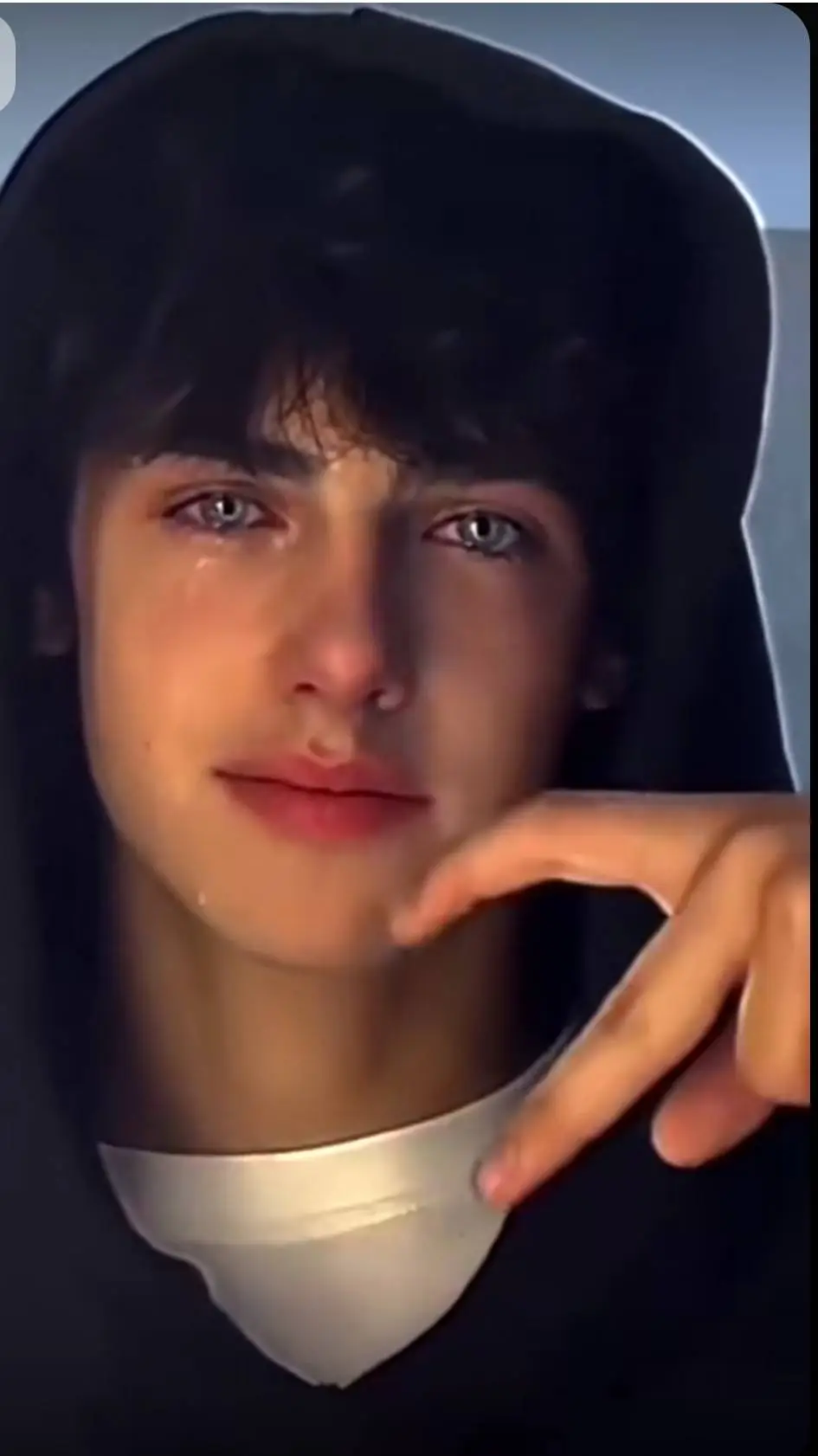 ai character: Zaydon Miller  background