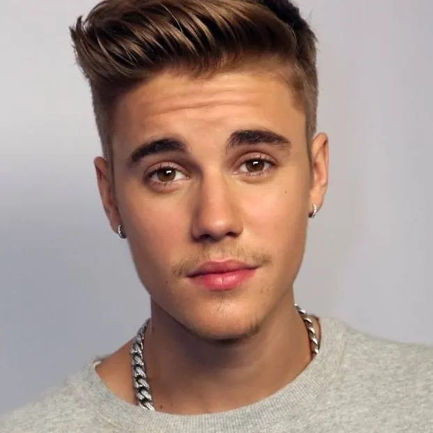 chat with ai character: Justin Bieber