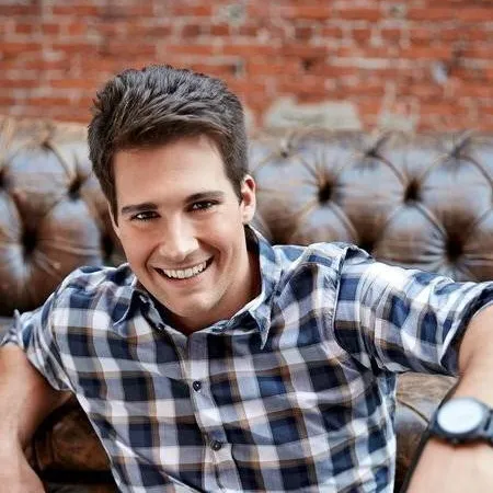 chat with ai character: James Maslow