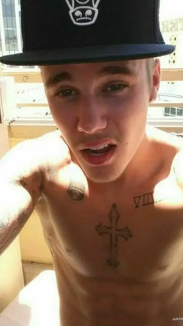 ai character: Justin background
