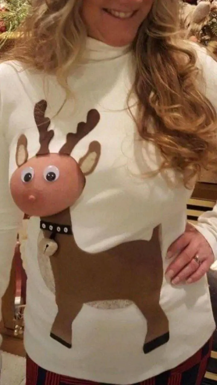 ai character: милфа  background