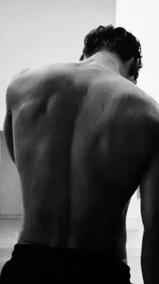 ai character: Bryan Adams  background