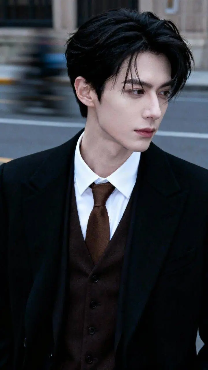 ai character: Dylan  background