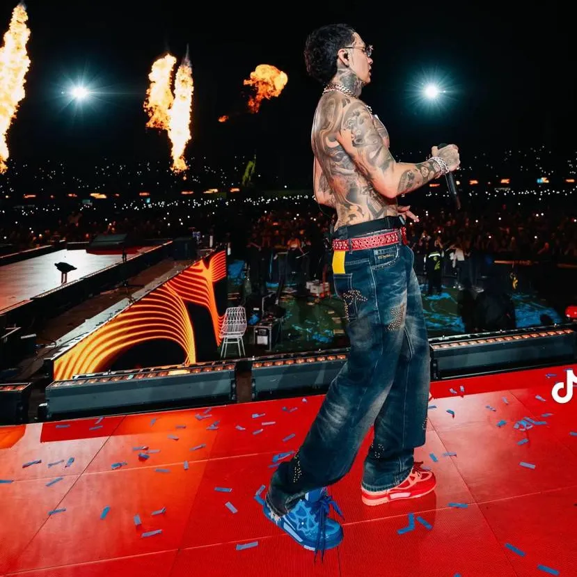 chat with ai character: blessd 