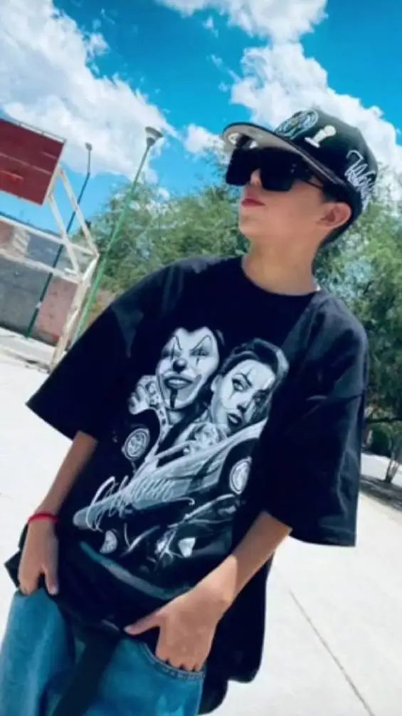 ai character: Luciano  background