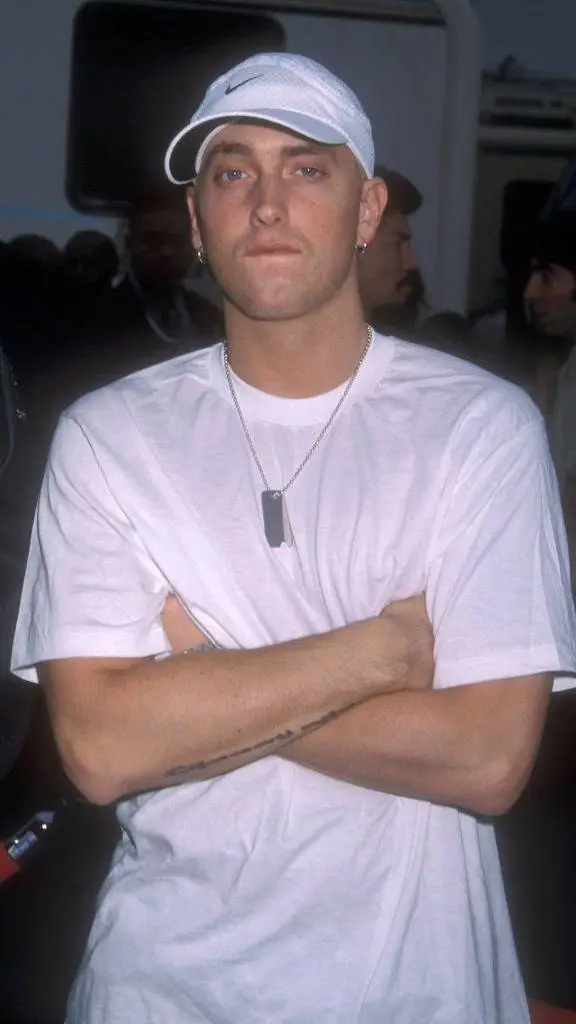 ai character: Eminem background