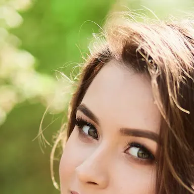 chat with ai character: Kylie