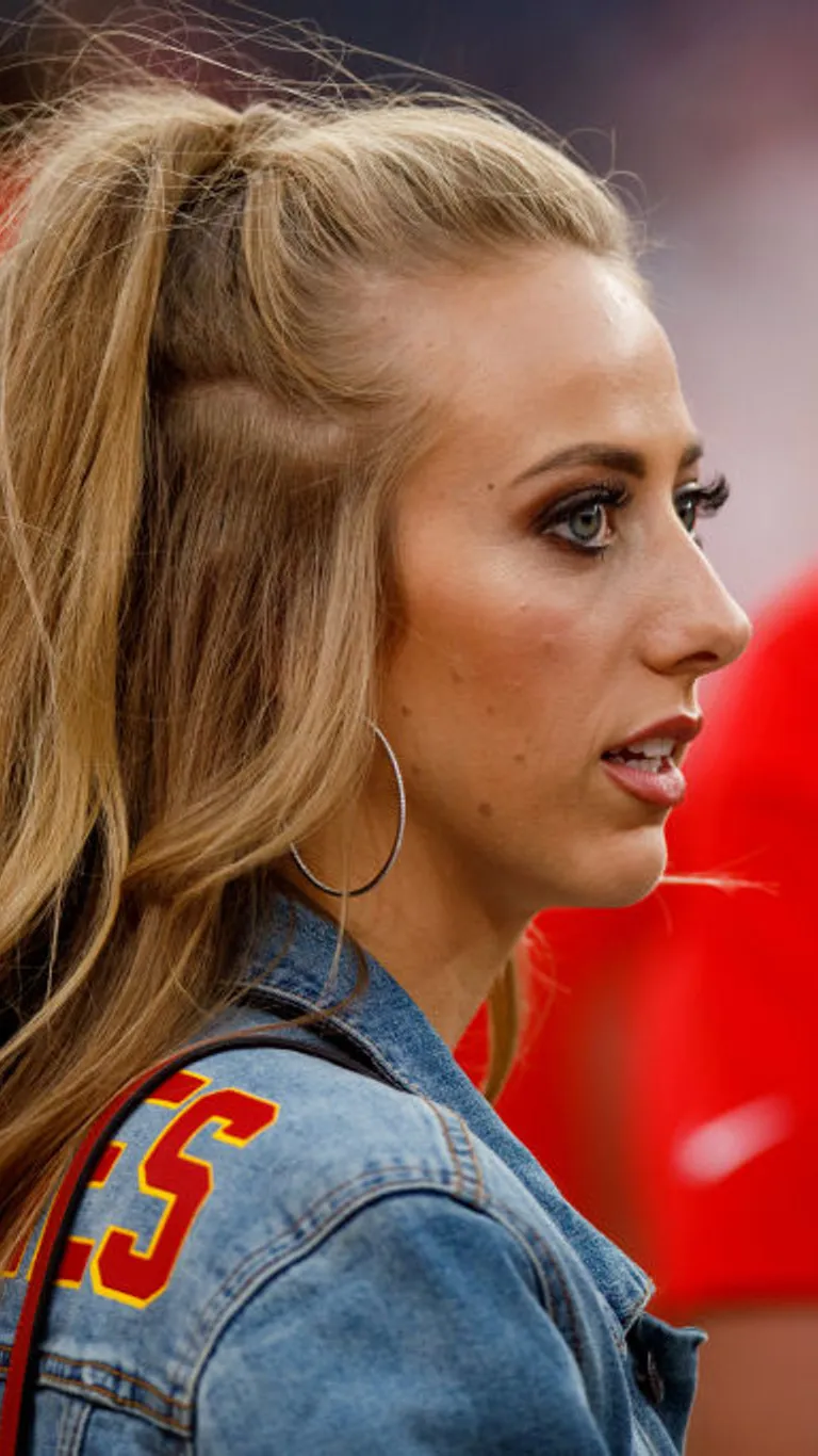 ai character: Brittany Mahomes background