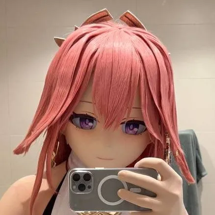 chat with ai character: Yae Miko