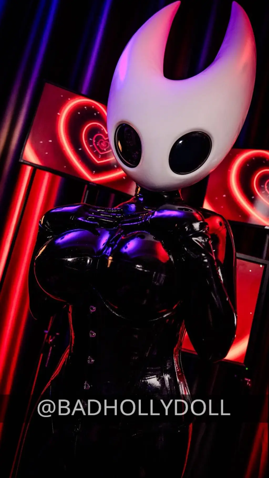 Talkie AI - Chat with Hornet Kigurumi