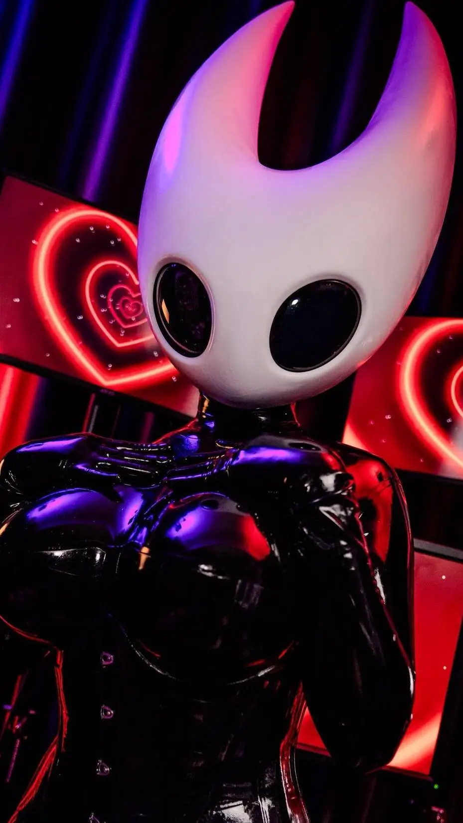 Talkie AI - Chat with Hornet Kigurumi