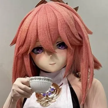 chat with ai character: Yae Miko cosplay 