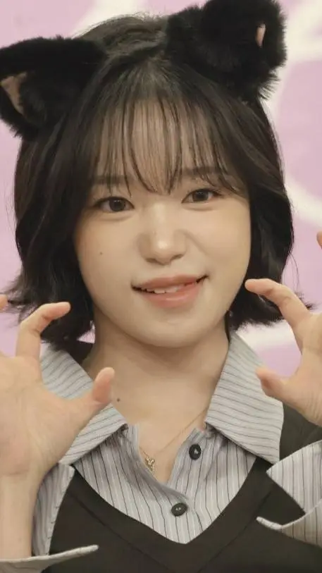 ai character: jo yuri background