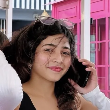 chat with ai character: Arshi 