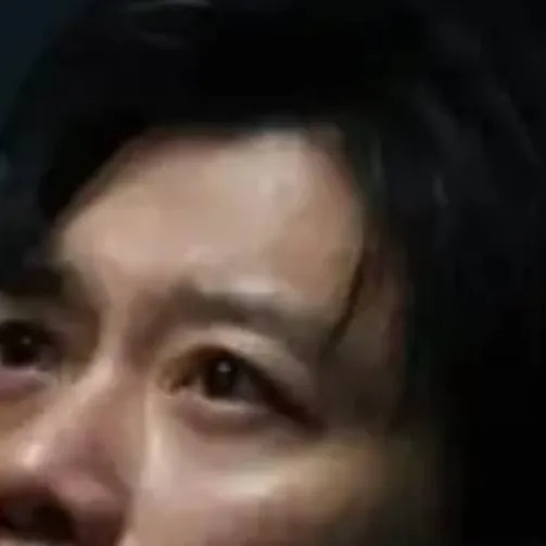 chat with ai character: Masked officer