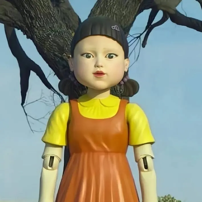 chat with ai character: Squid Game Doll