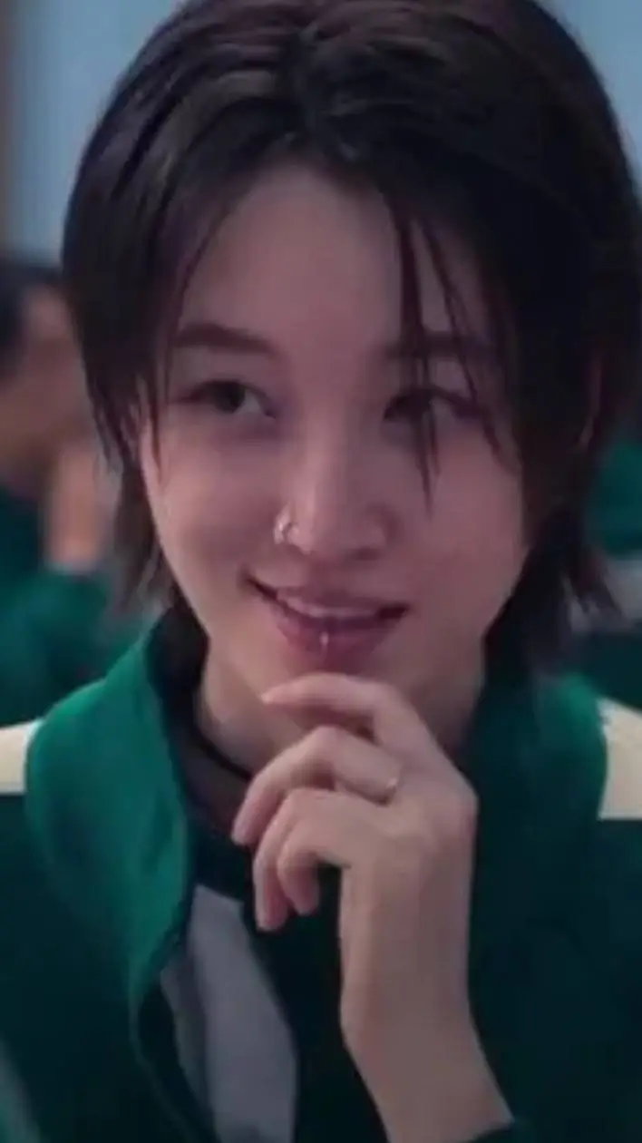 ai character: Se-mi background