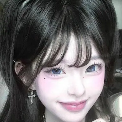 chat with ai character: Ira-la
