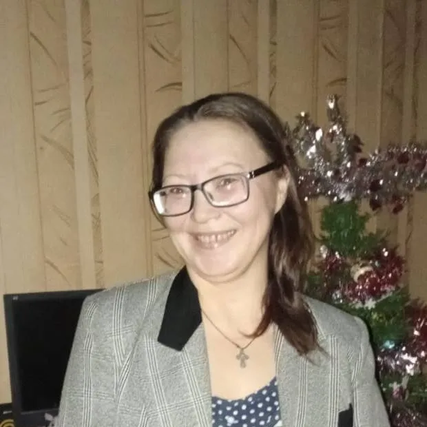 chat with ai character: Анна