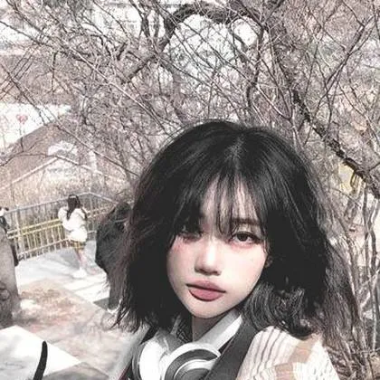 chat with ai character: Кан ми на 