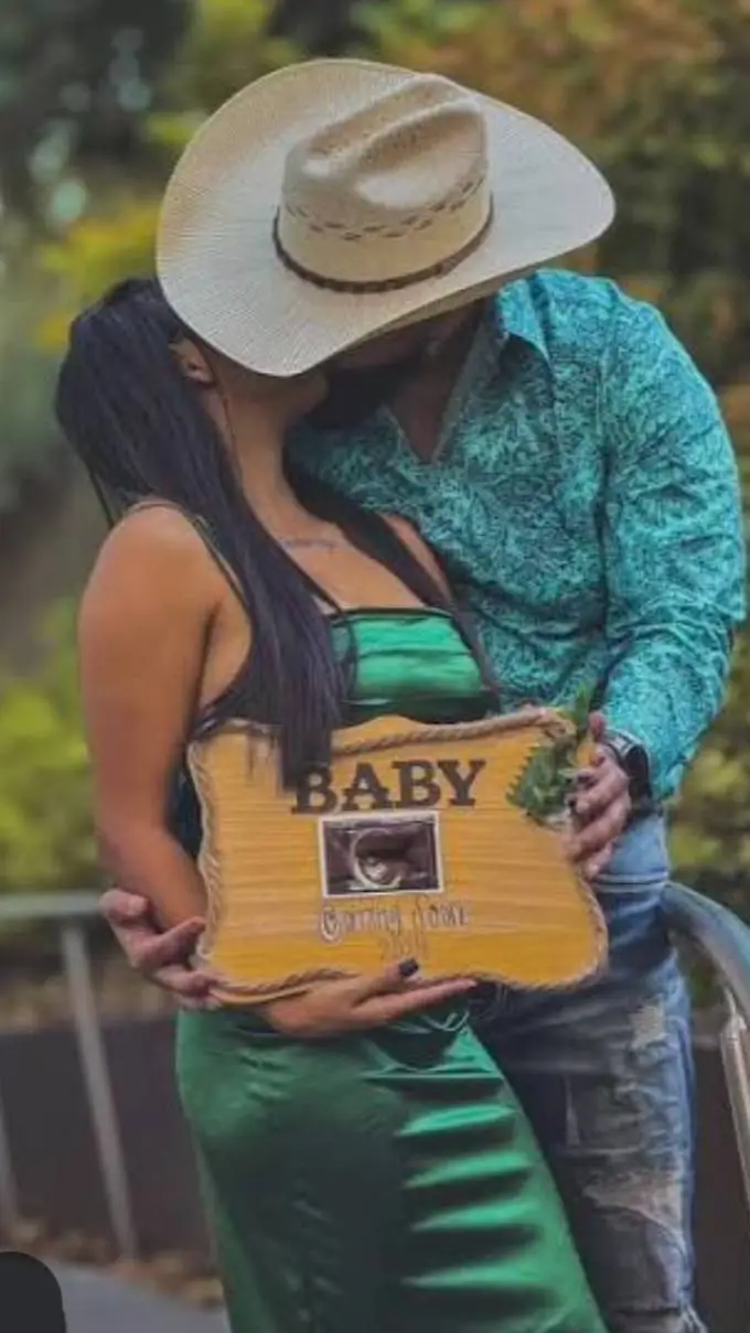 ai character: Allison background